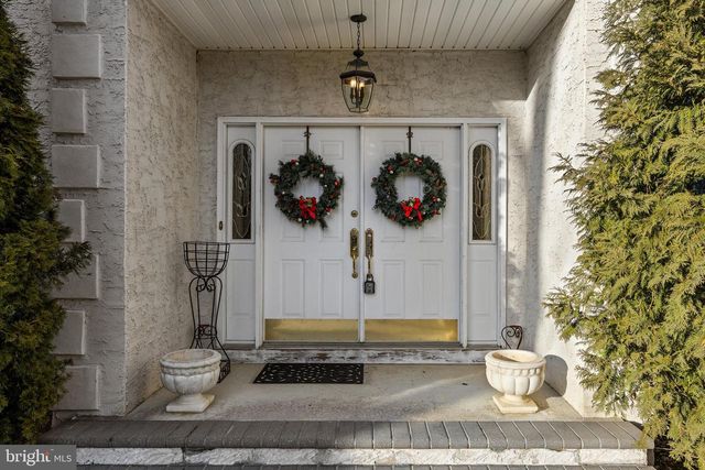 128 BOBBIS TER, New Egypt, NJ 08533