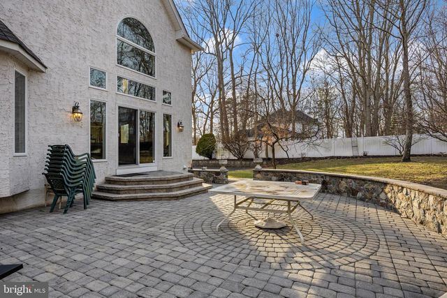 128 BOBBIS TER, New Egypt, NJ 08533