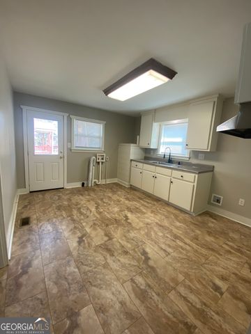 190 Pennington Road SE, Milledgeville, GA 31061