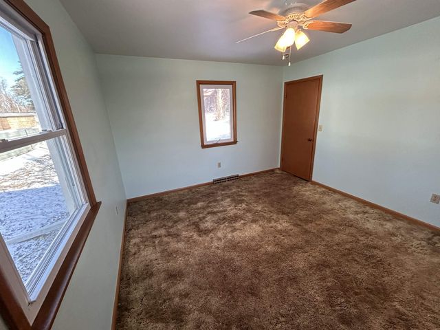 605 Lincoln Street, Wellsburg, IA 50680