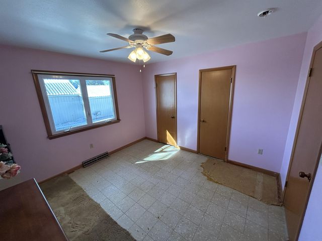 605 Lincoln Street, Wellsburg, IA 50680