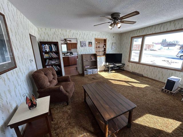 605 Lincoln Street, Wellsburg, IA 50680