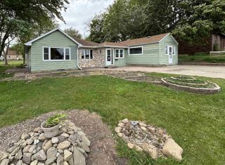 605 Lincoln Street, Wellsburg, IA 50680