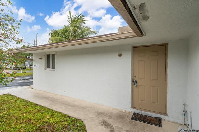 645 NW 15th Ave 1, Fort Lauderdale, FL 33311