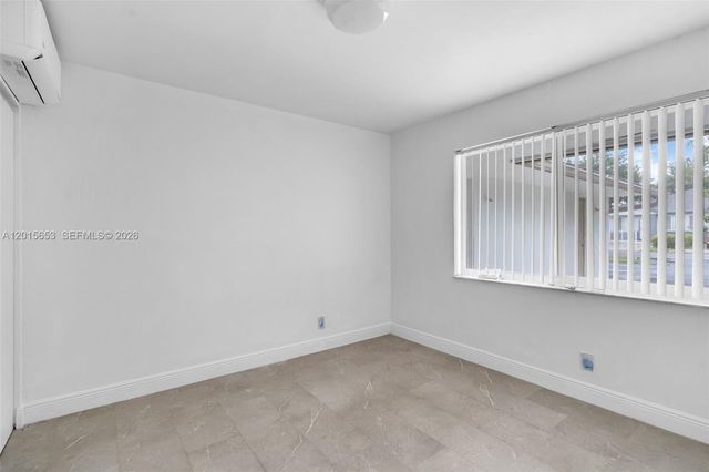 645 NW 15th Ave 1, Fort Lauderdale, FL 33311