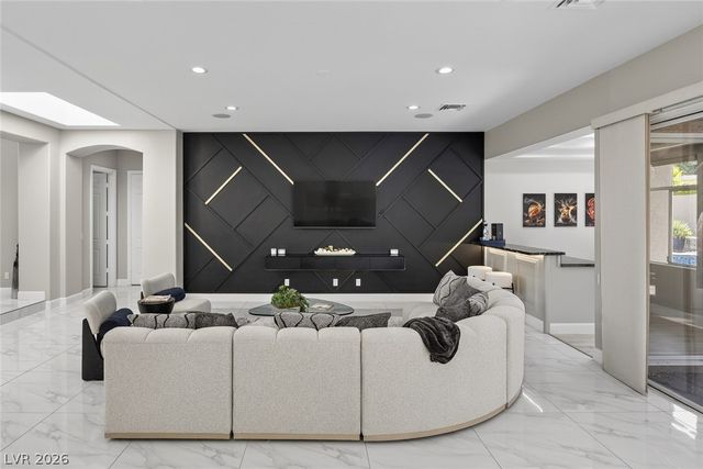 1817 Wincanton Drive, Las Vegas, NV 89134