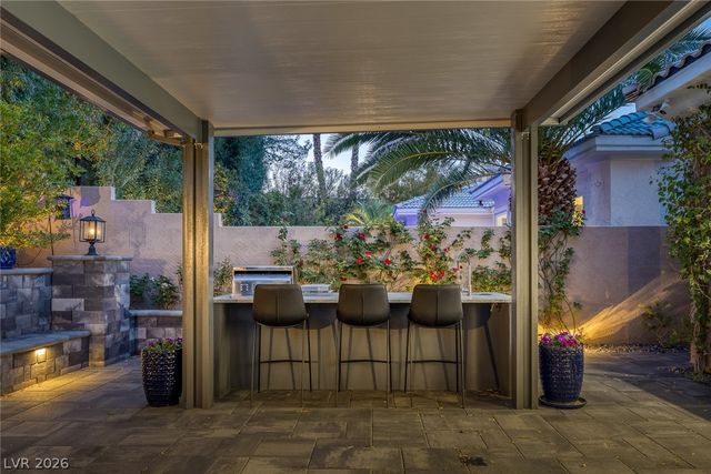 1817 Wincanton Drive, Las Vegas, NV 89134