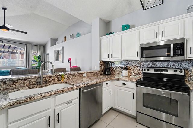 19717 WYNDHAM LAKES DRIVE, Odessa, FL 33556