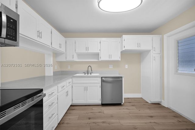 215 SE 3rd Ave 206B, Hallandale Beach, FL 33009