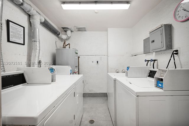 215 SE 3rd Ave 206B, Hallandale Beach, FL 33009