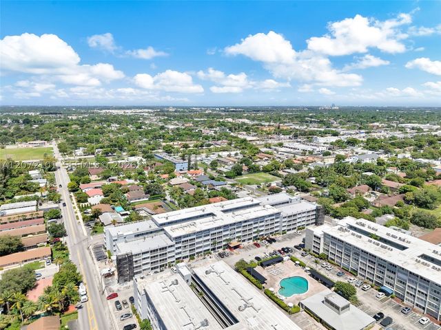 215 SE 3rd Ave 206B, Hallandale Beach, FL 33009