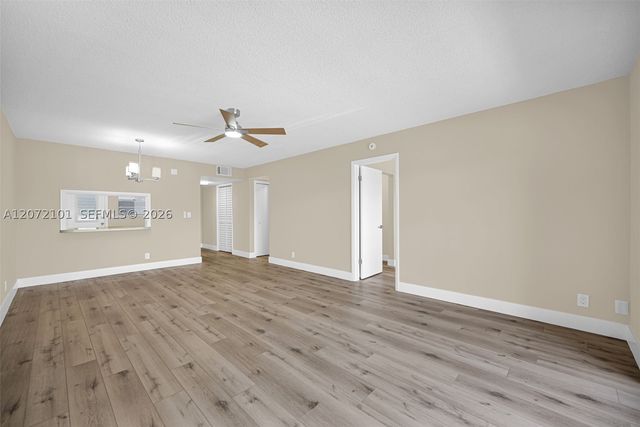 215 SE 3rd Ave 206B, Hallandale Beach, FL 33009