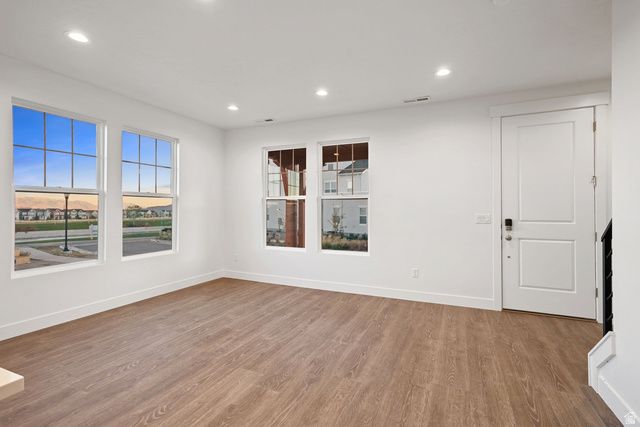 6603 W SOUTH JORDAN PKWY, South Jordan, UT 84009