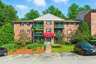 75 Huntoon Memorial Highway 5-10, Leicester, MA 01524