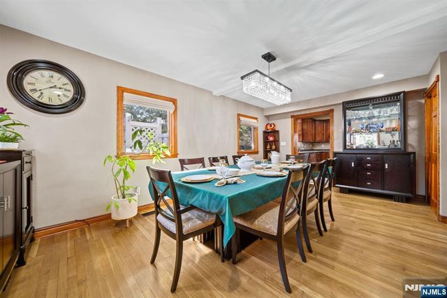 191 Tenafly Road, Tenafly, NJ 07670