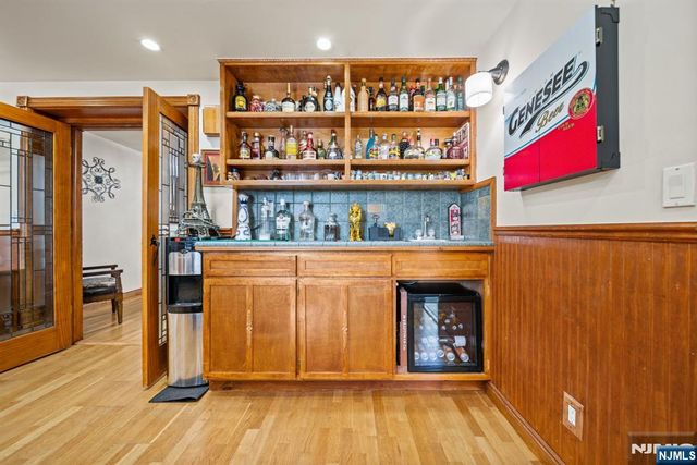 191 Tenafly Road, Tenafly, NJ 07670