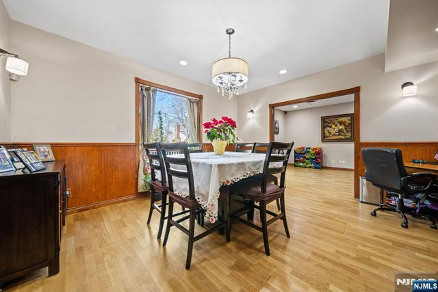 191 Tenafly Road, Tenafly, NJ 07670