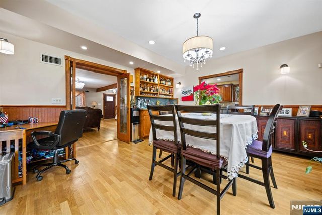 191 Tenafly Road, Tenafly, NJ 07670