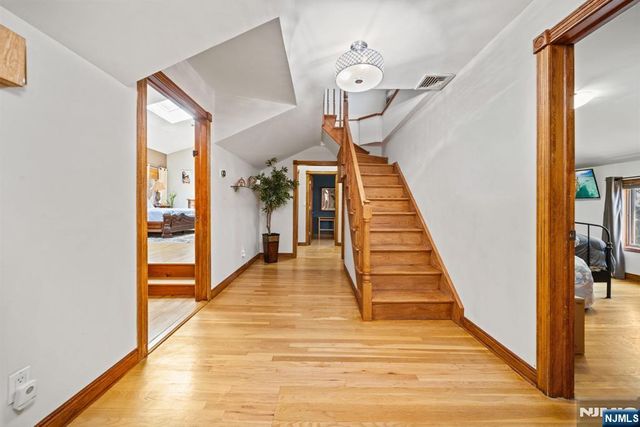 191 Tenafly Road, Tenafly, NJ 07670