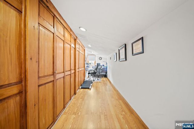 191 Tenafly Road, Tenafly, NJ 07670