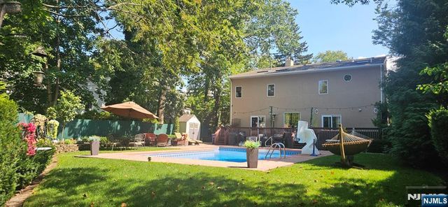 191 Tenafly Road, Tenafly, NJ 07670