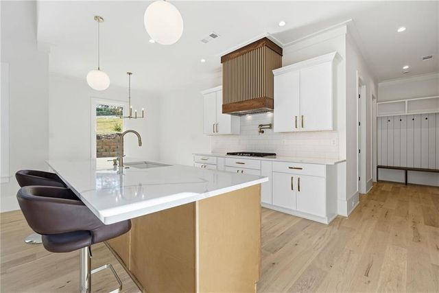 707 Craig Drive, Lawrenceville, GA 30046