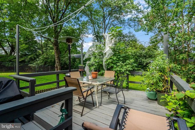 608 TAZEWELL RD NW, Vienna, VA 22180