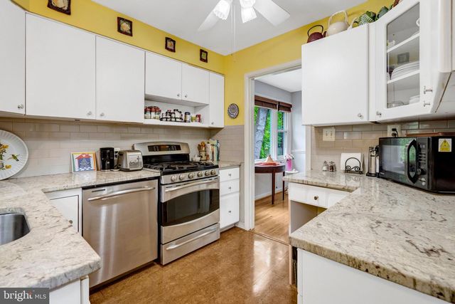 608 TAZEWELL RD NW, Vienna, VA 22180
