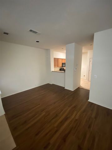 2734 Hyde Park Drive, Grand Prairie, TX 75050