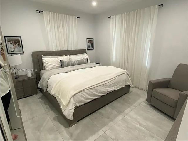 1935 SW 24th Ter, Miami, FL 33145