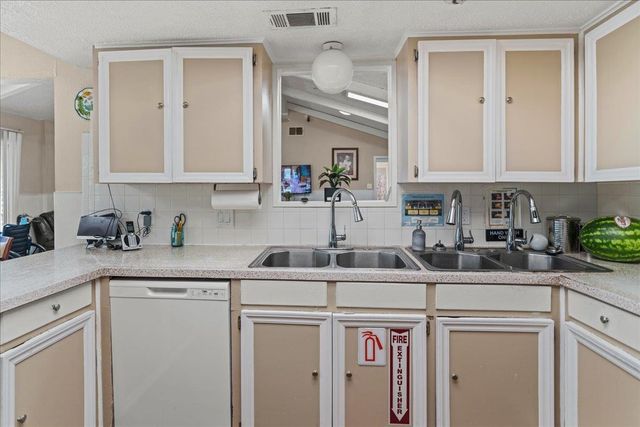 4301 Crestridge DR, Round Rock, TX 78681