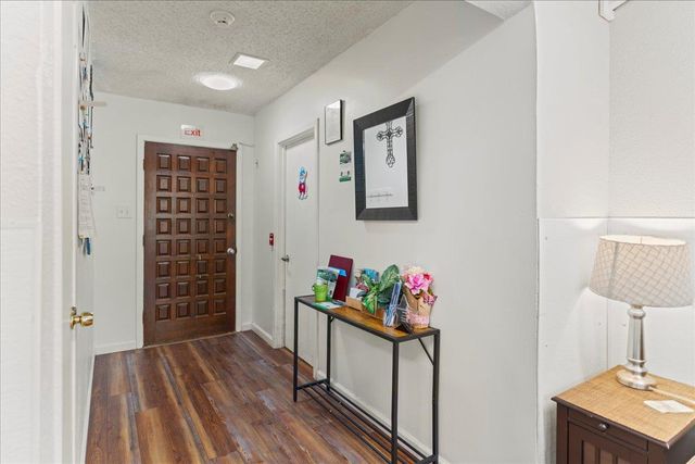 4301 Crestridge DR, Round Rock, TX 78681