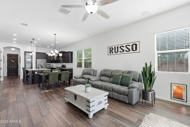 3020 E PINTO Drive, Gilbert, AZ 85296