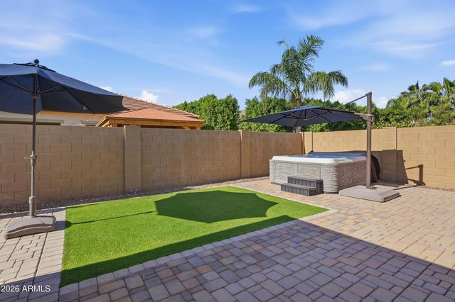 3020 E PINTO Drive, Gilbert, AZ 85296