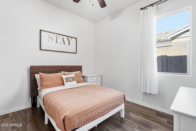 3020 E PINTO Drive, Gilbert, AZ 85296