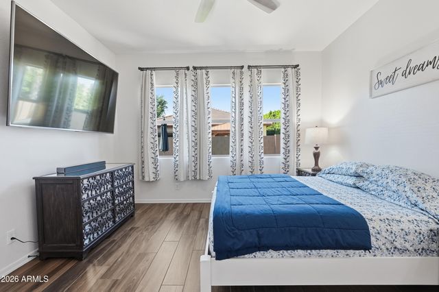 3020 E PINTO Drive, Gilbert, AZ 85296