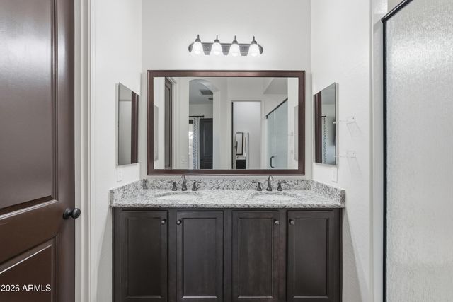 3020 E PINTO Drive, Gilbert, AZ 85296