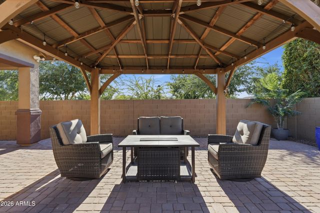 3020 E PINTO Drive, Gilbert, AZ 85296