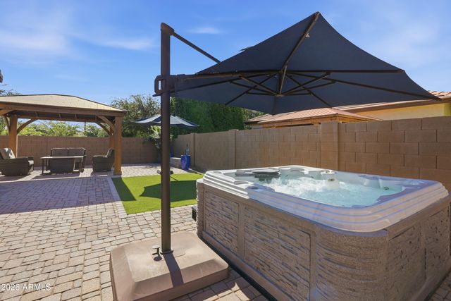 3020 E PINTO Drive, Gilbert, AZ 85296