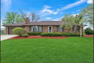 301 Lilas Court, New Lenox, IL 60451