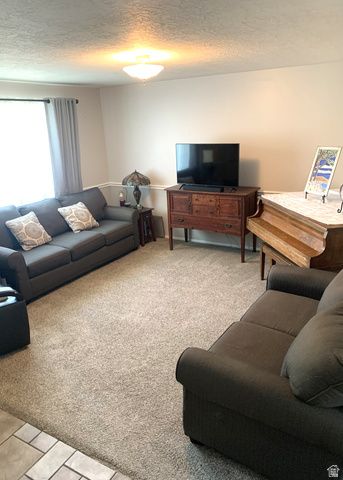 938 N 680 W, Orem, UT 84057