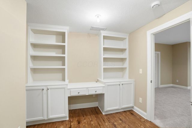 8989 Samari Place, Powell, OH 43065