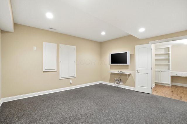 8989 Samari Place, Powell, OH 43065