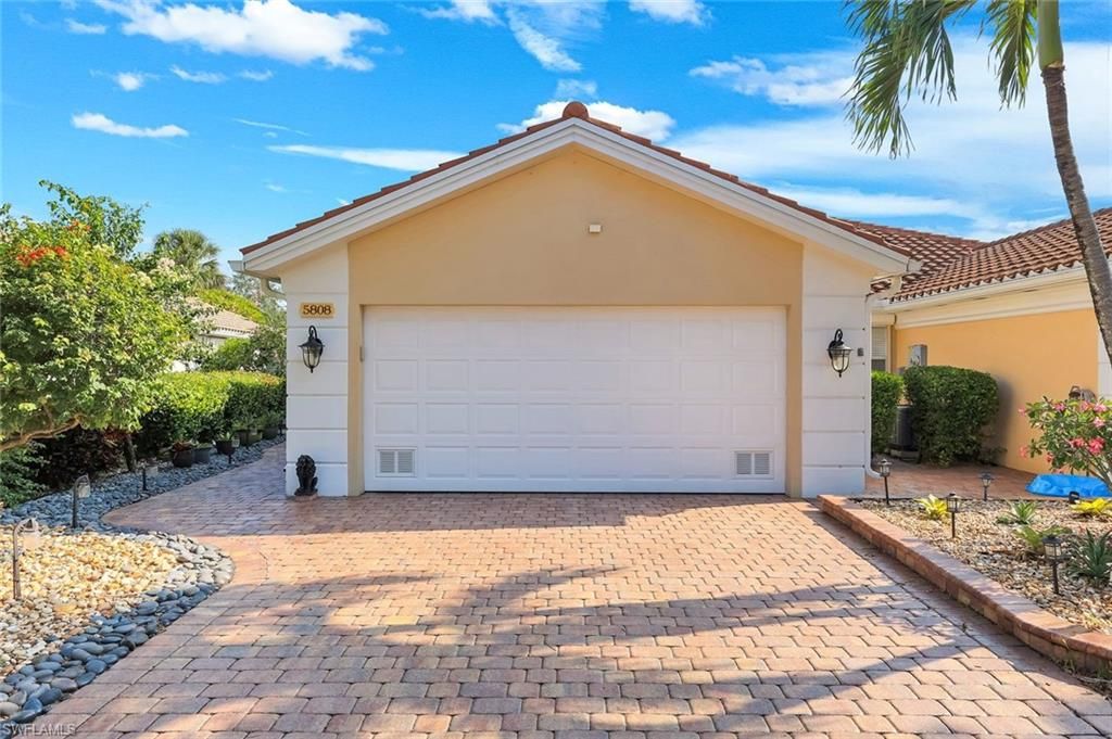 5808 Drummond WAY, NAPLES, FL 34119 — exterior