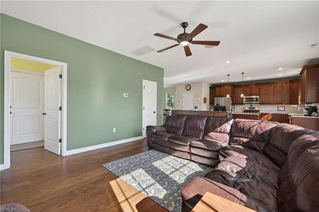 5880 Blackwater RD, Virginia Beach, VA 23457