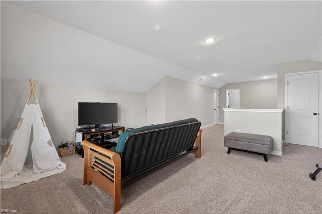 5880 Blackwater RD, Virginia Beach, VA 23457