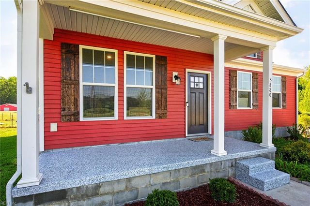 5880 Blackwater RD, Virginia Beach, VA 23457