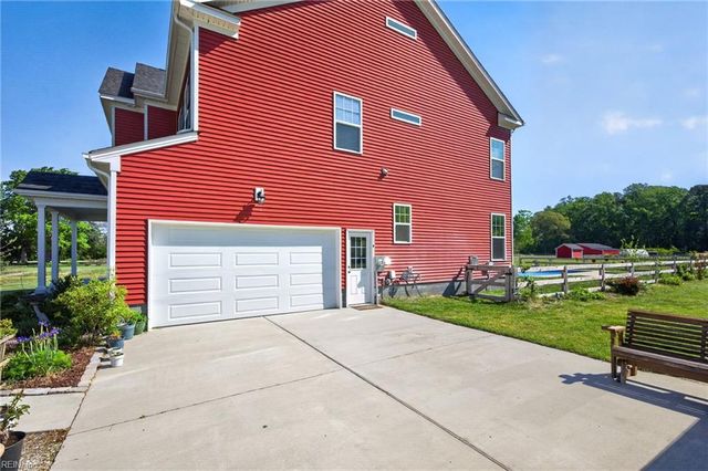 5880 Blackwater RD, Virginia Beach, VA 23457