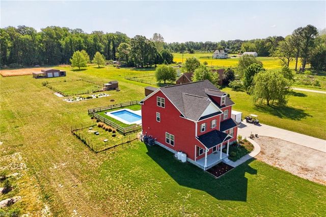 5880 Blackwater RD, Virginia Beach, VA 23457