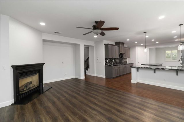 2517 Guadalajara Dr, Modesto, CA 95355